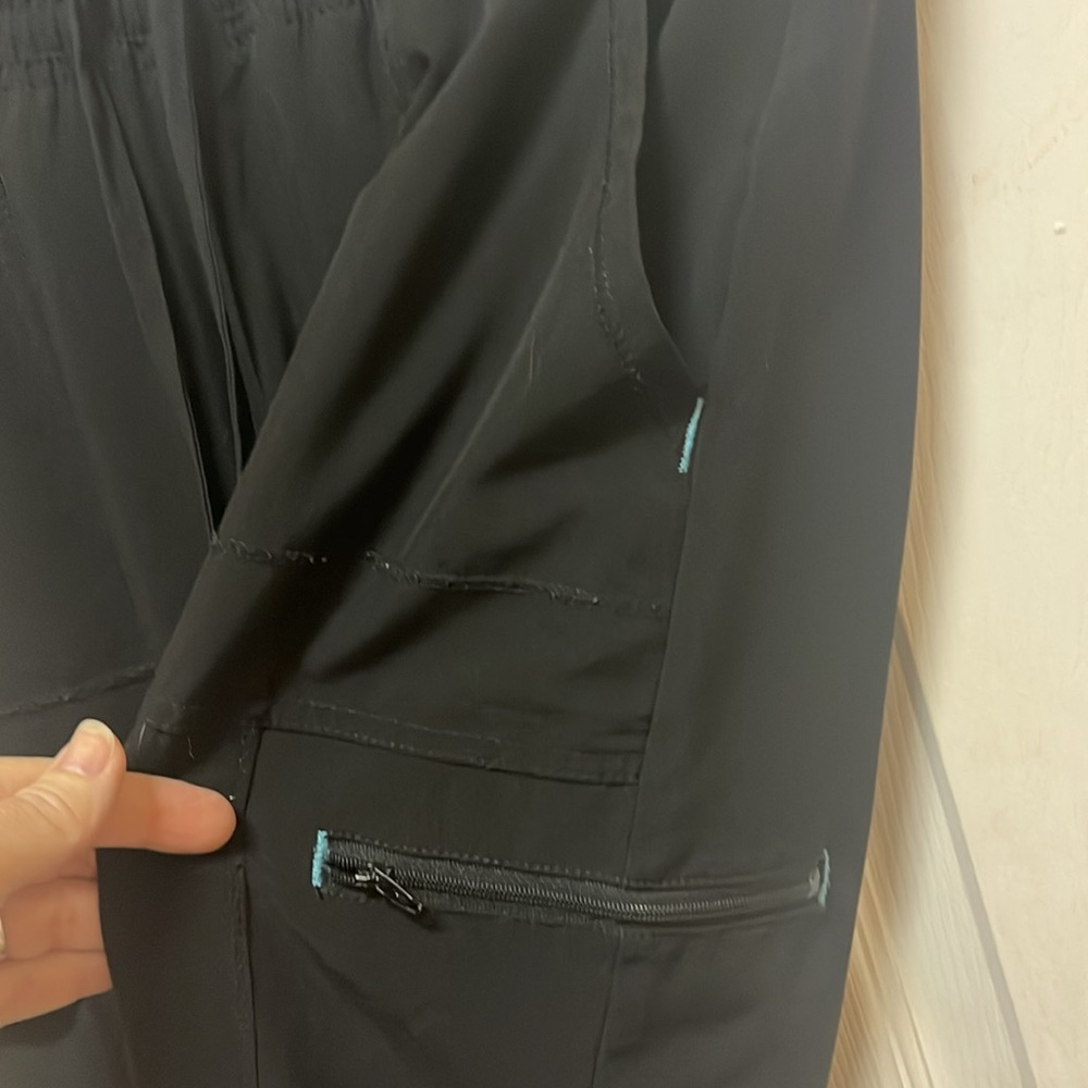 Women’s Black Scrubs, Size S - Picture 13 of 16